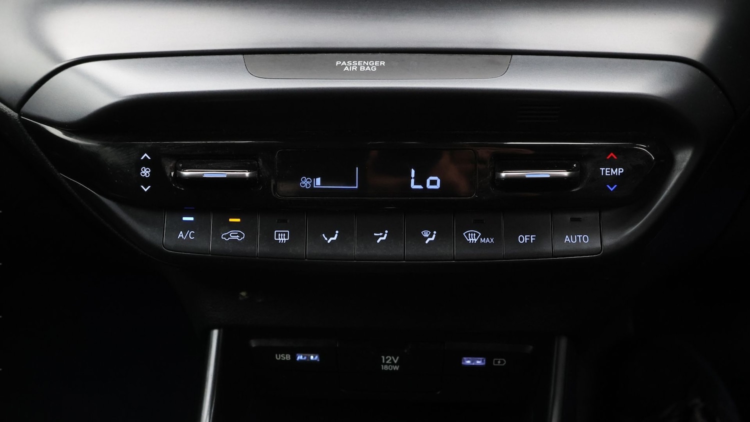 Used Hyundai BAYON 2023 for sale - 77656045: Photo 12