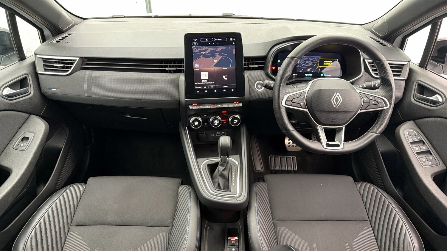 Used Renault Clio 2024 for sale - 77915509: Photo 12