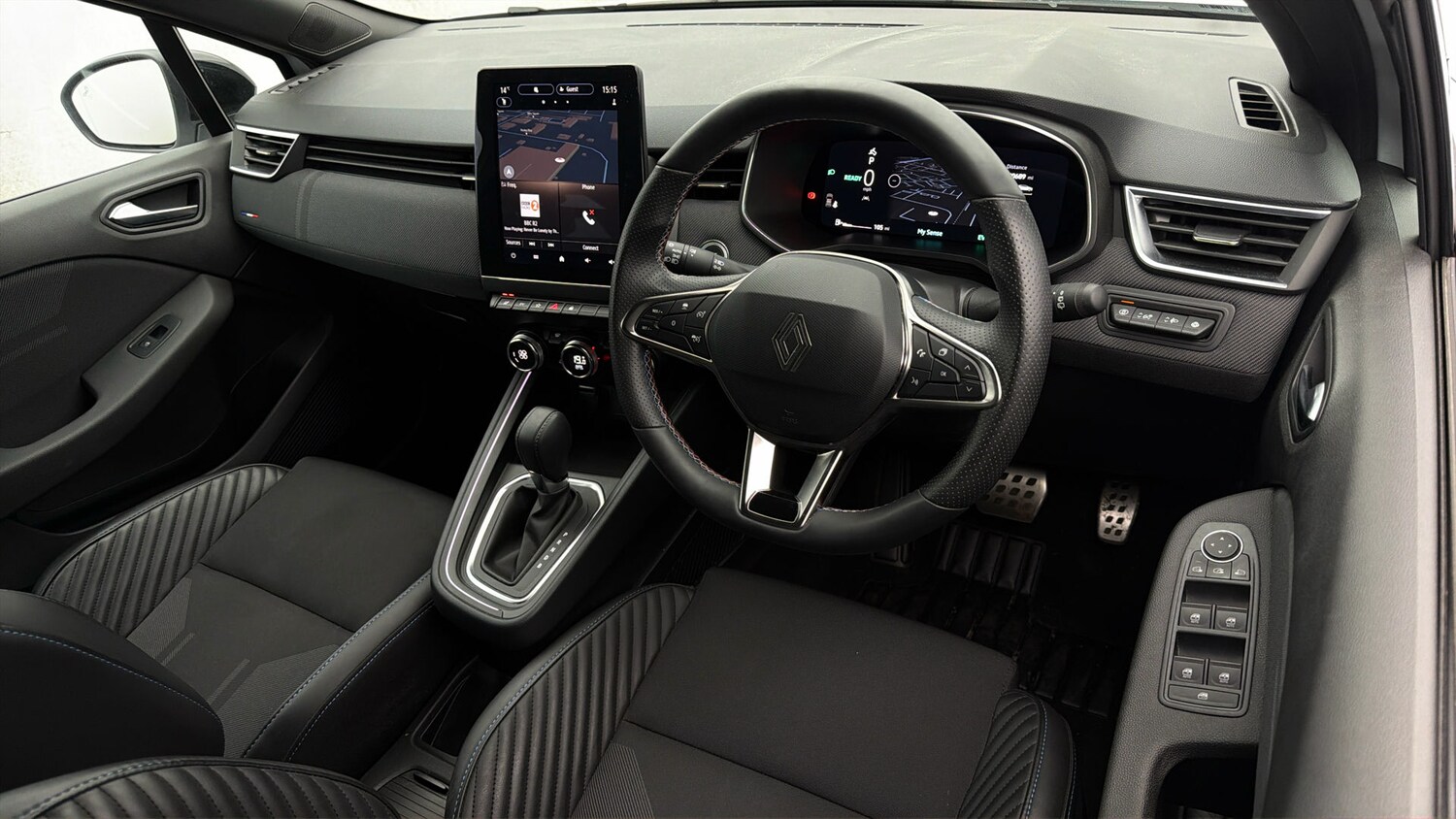 Used Renault Clio 2024 for sale - 77915509: Photo 9