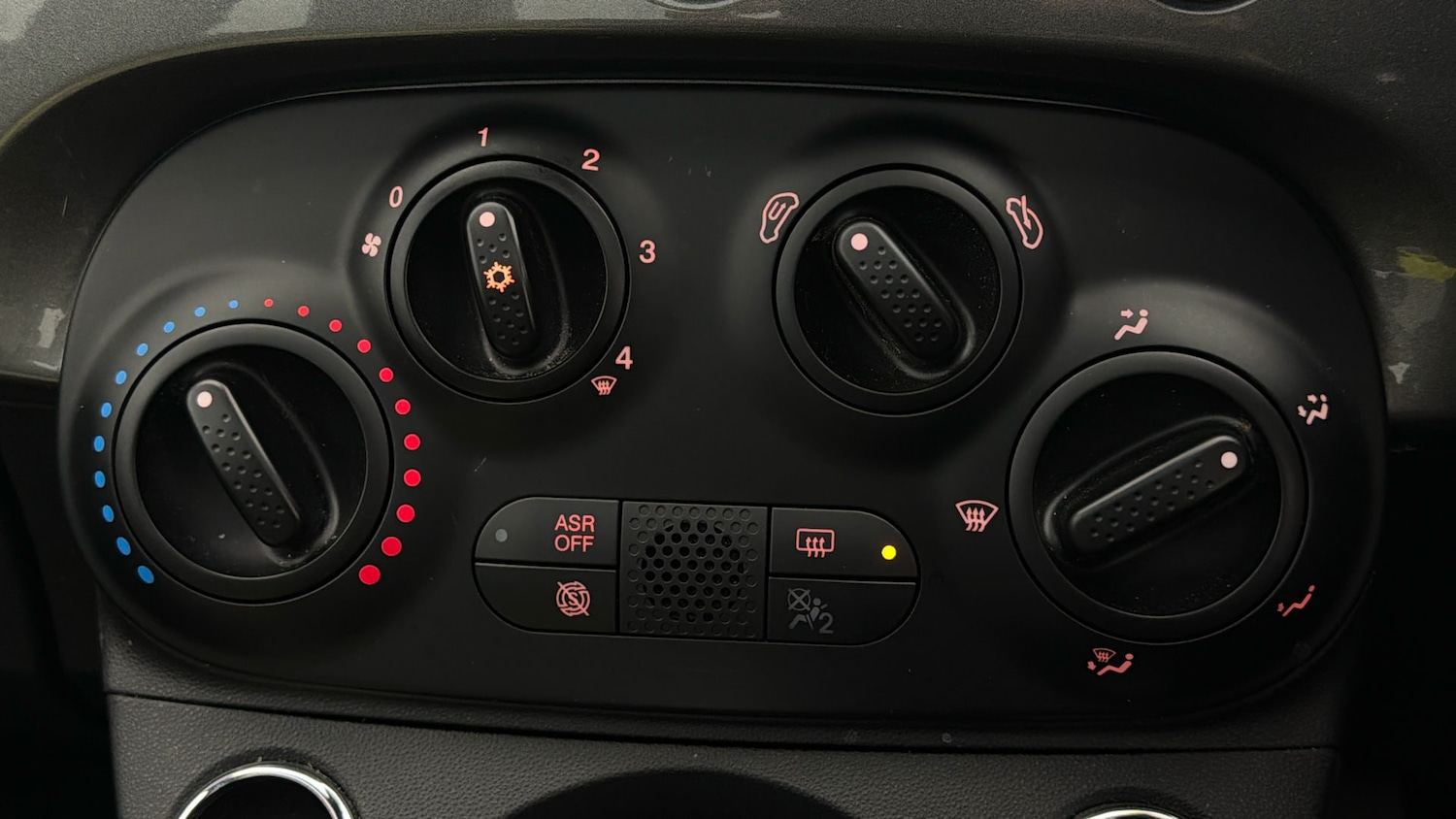 Used Fiat 500 2022 for sale - 78018516: Photo 11