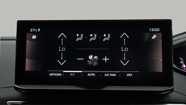 Used Peugeot 3008 2023 for sale - 75623140: Photo 13