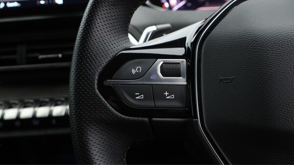 Used Peugeot 3008 2023 for sale - 75623140: Photo 26