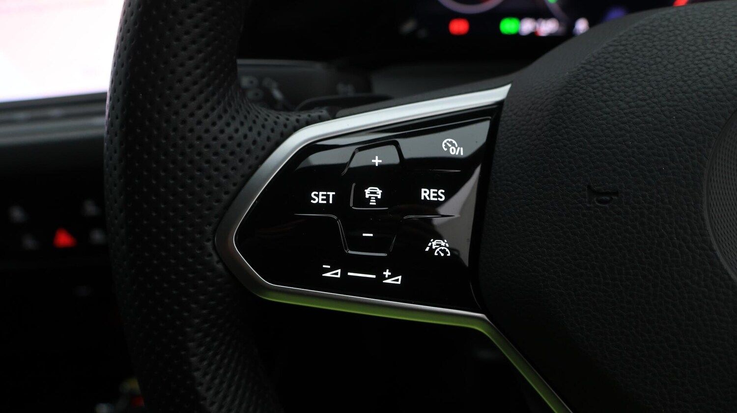 Used Volkswagen Golf 2022 for sale - 76201098: Photo 23