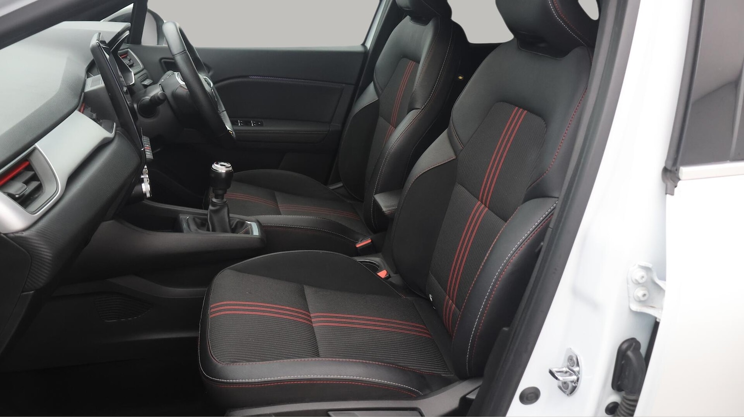 Used Renault Captur 2022 for sale - 76371526: Photo 15