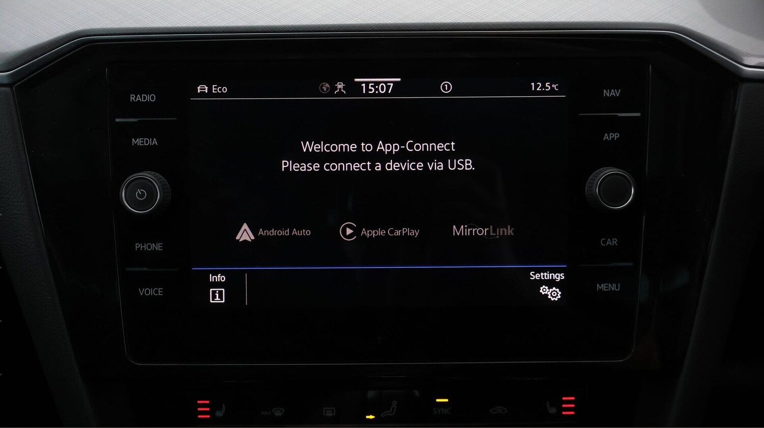 Used Volkswagen Passat 2021 for sale - 77761691: Photo 22