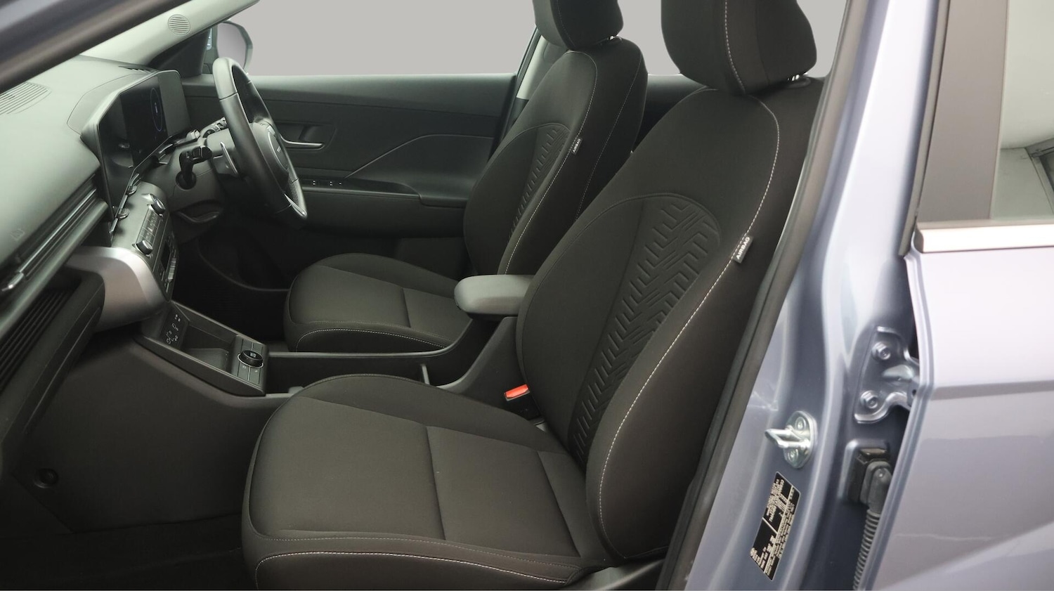 Used Hyundai KONA 2023 for sale - 76432676: Photo 15