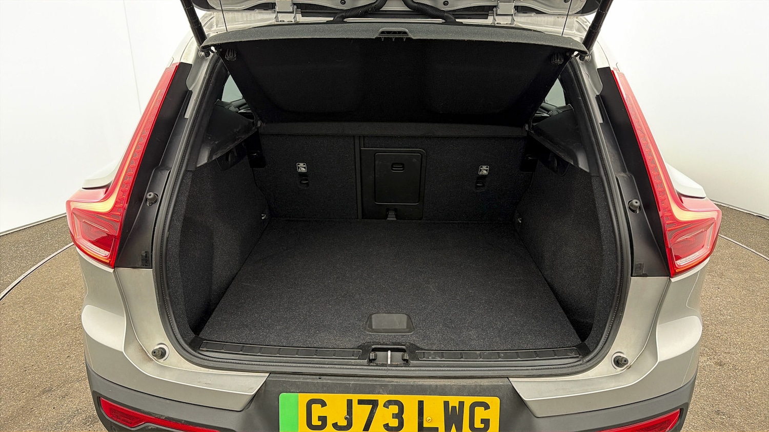 Used Volvo XC40 2023 for sale - 78218088: Photo 16