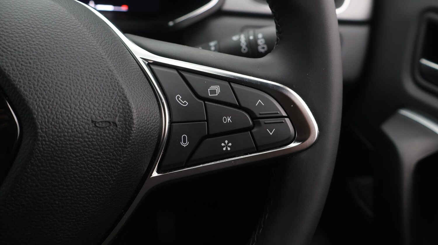 Used Renault Captur 2024 for sale - 76550005: Photo 24