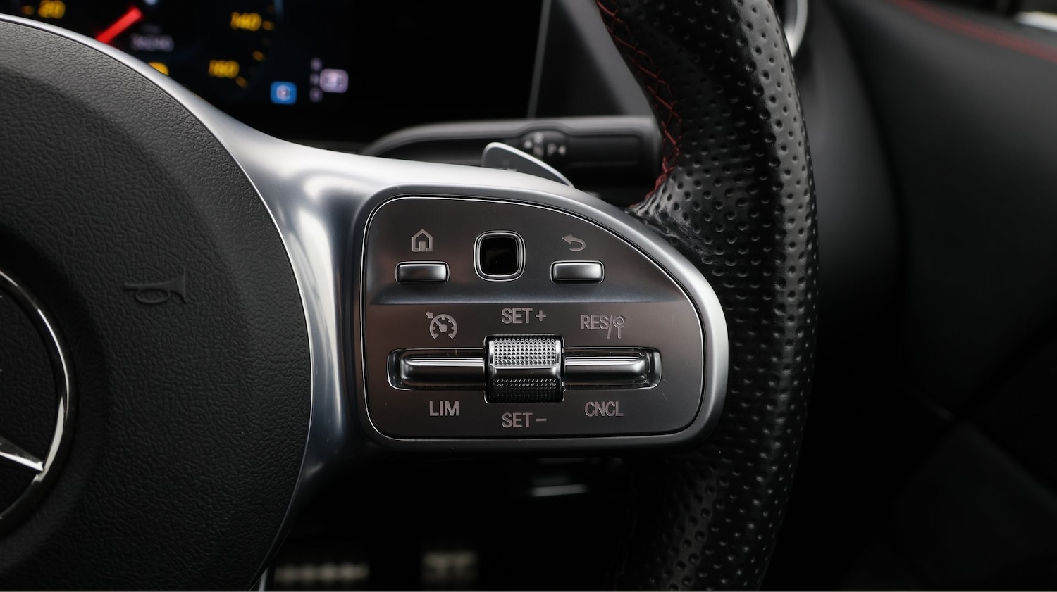 Used Mercedes-Benz GLA 2020 for sale - 77628952: Photo 22