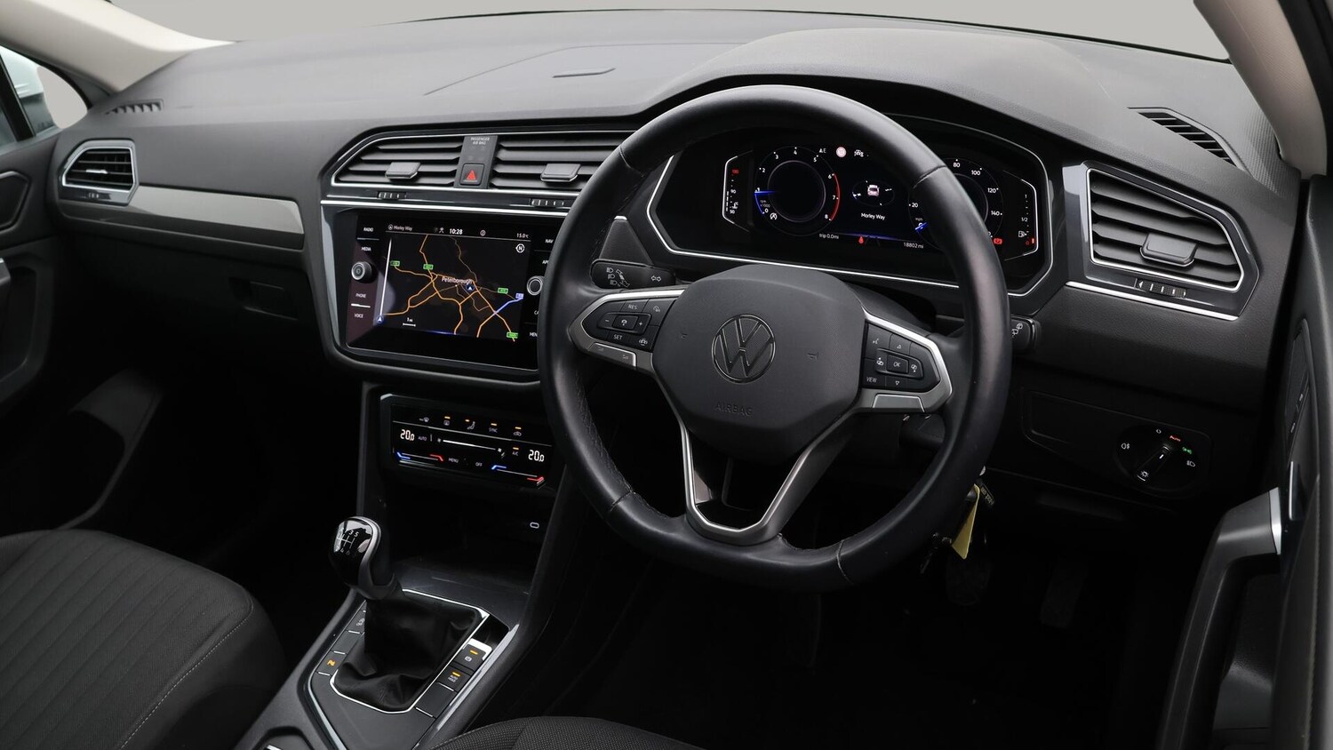 Used Volkswagen Tiguan Allspace 2023 for sale - 76472590: Photo 10