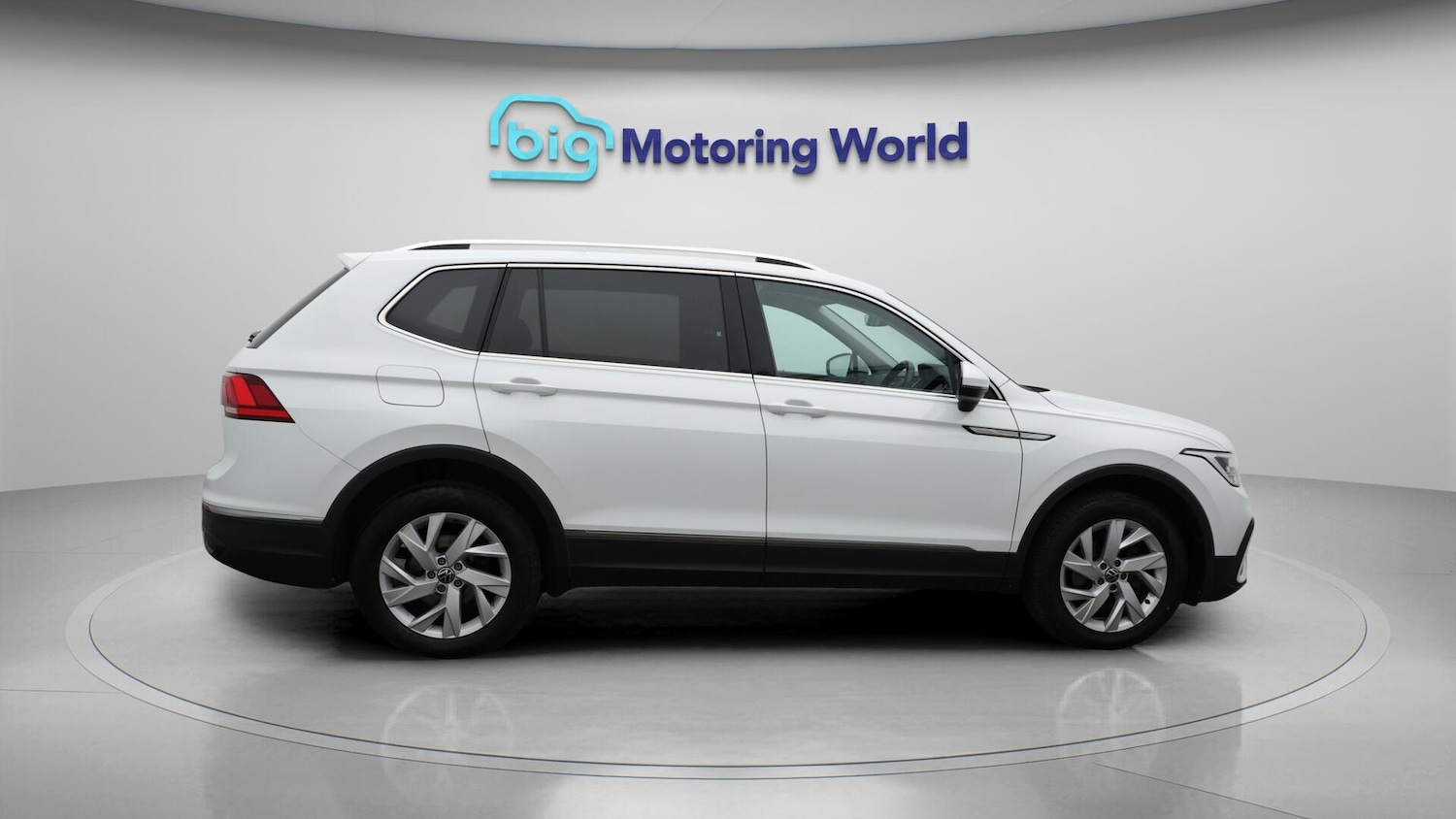 Used Volkswagen Tiguan Allspace 2023 for sale - 76472590: Photo 9