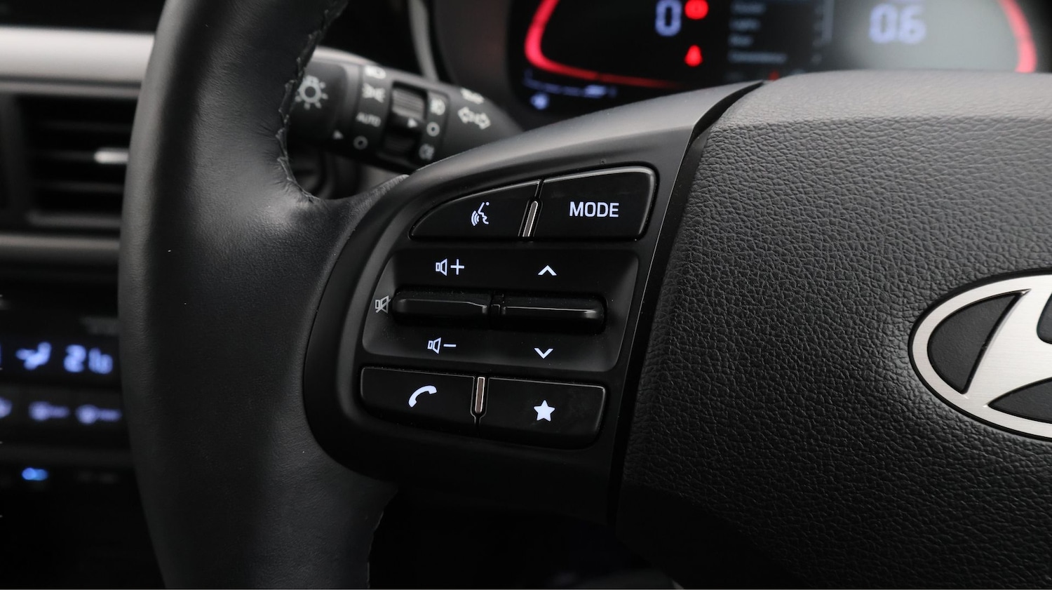 Used Hyundai i10 2024 for sale - 77767936: Photo 22