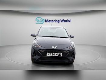 Used Hyundai i10 2024 for sale - 77767936: Photo