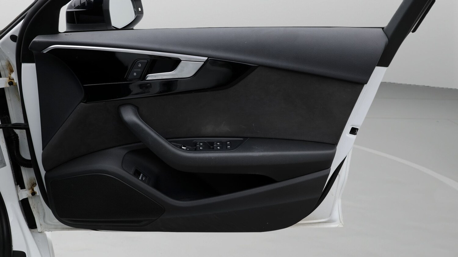 Used Audi A4 2020 for sale - 77208639: Photo 15