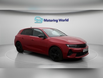 Used Vauxhall Astra 2023 for sale - 76307404: Photo 2