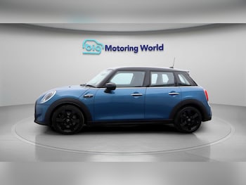 Used MINI Hatch 2022 for sale - 77804056: Photo