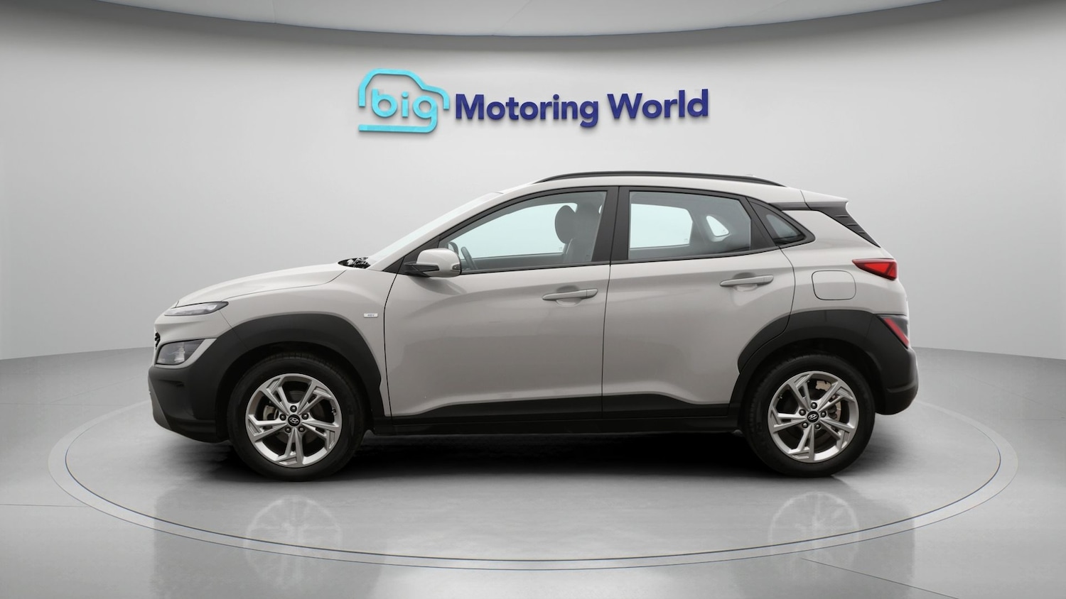 Used Hyundai KONA 2023 for sale - 77493232: Photo 4