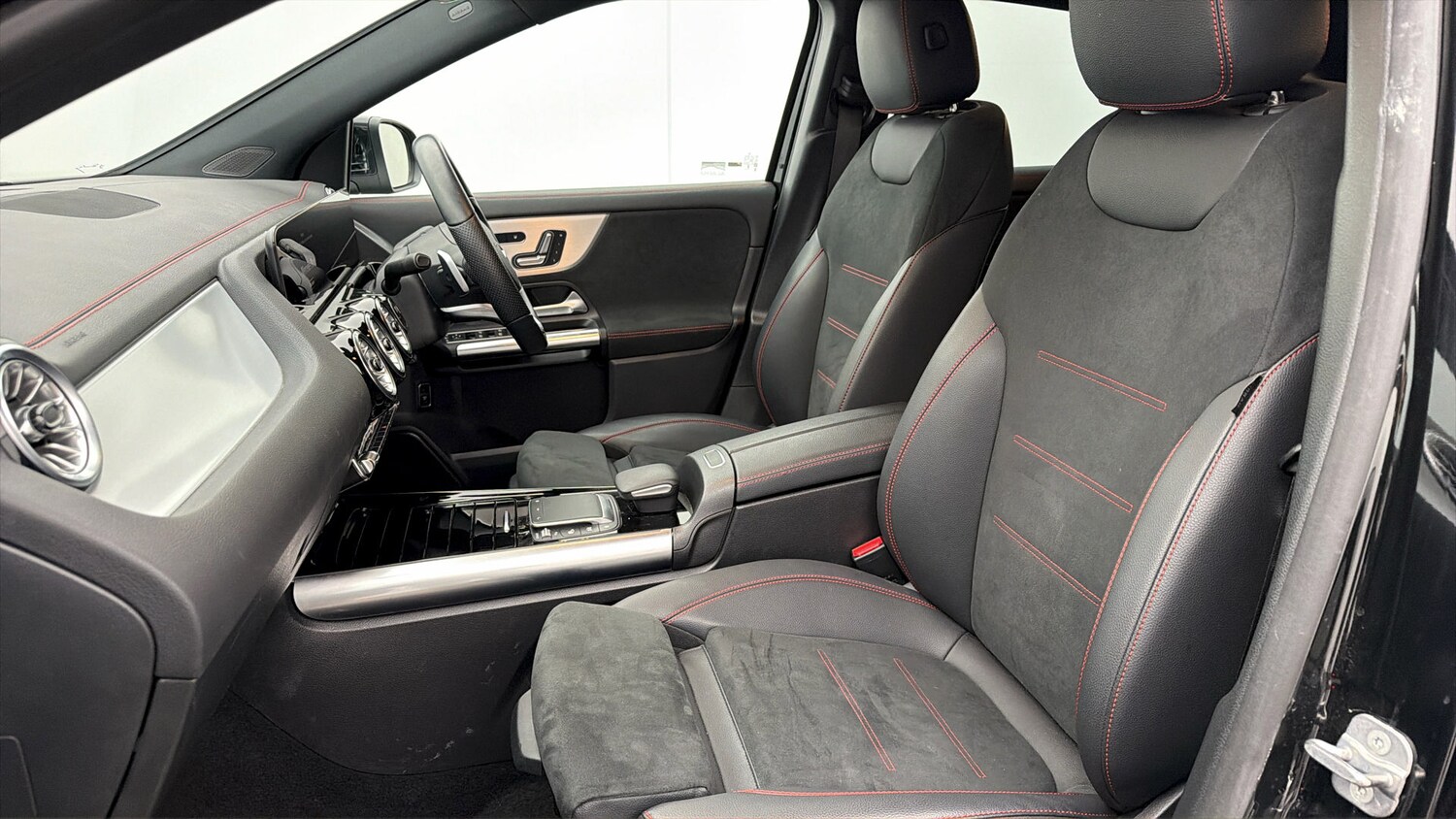 Used Mercedes-Benz EQA 2023 for sale - 77947233: Photo 13