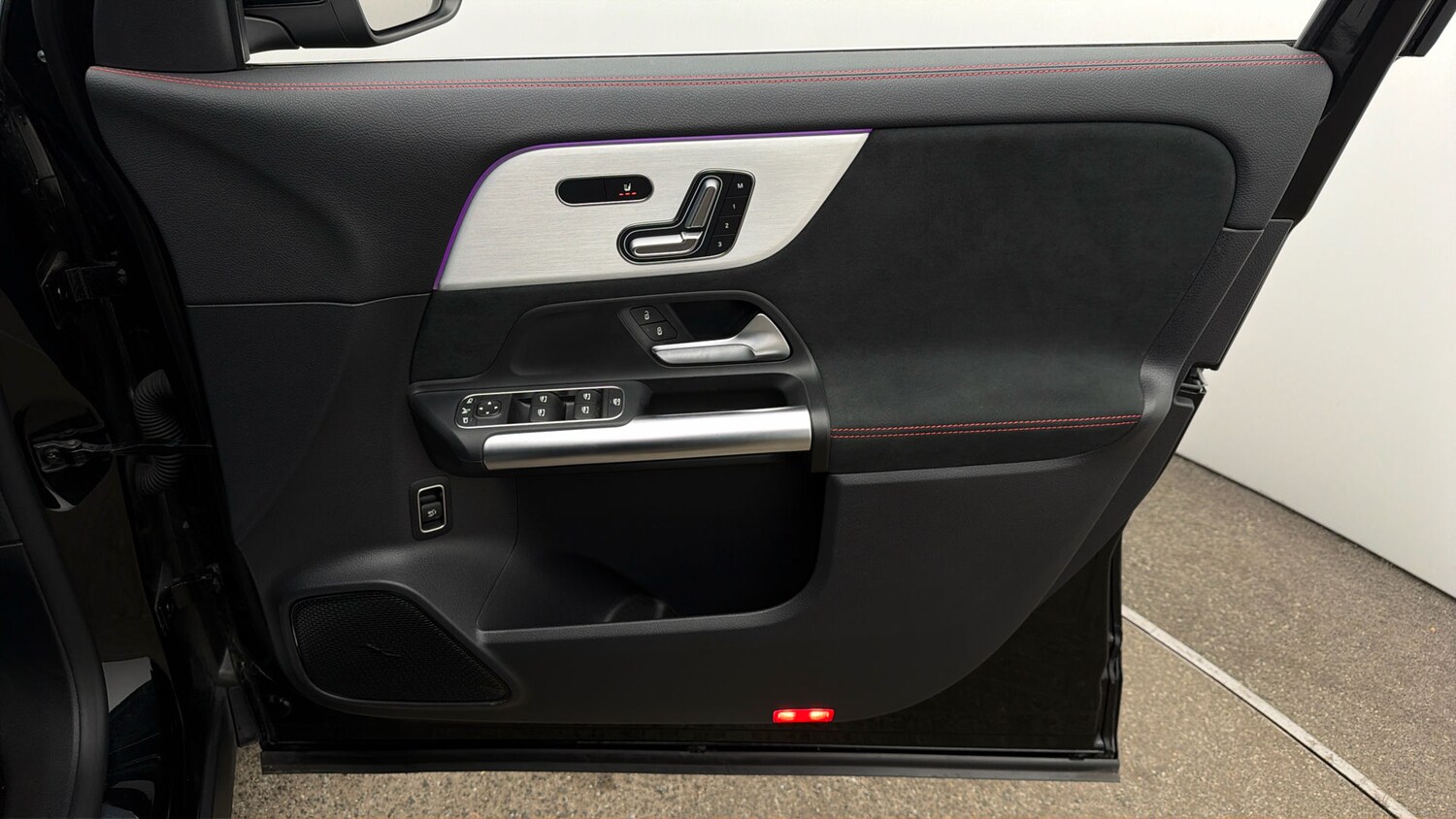 Used Mercedes-Benz EQA 2023 for sale - 77947233: Photo 14