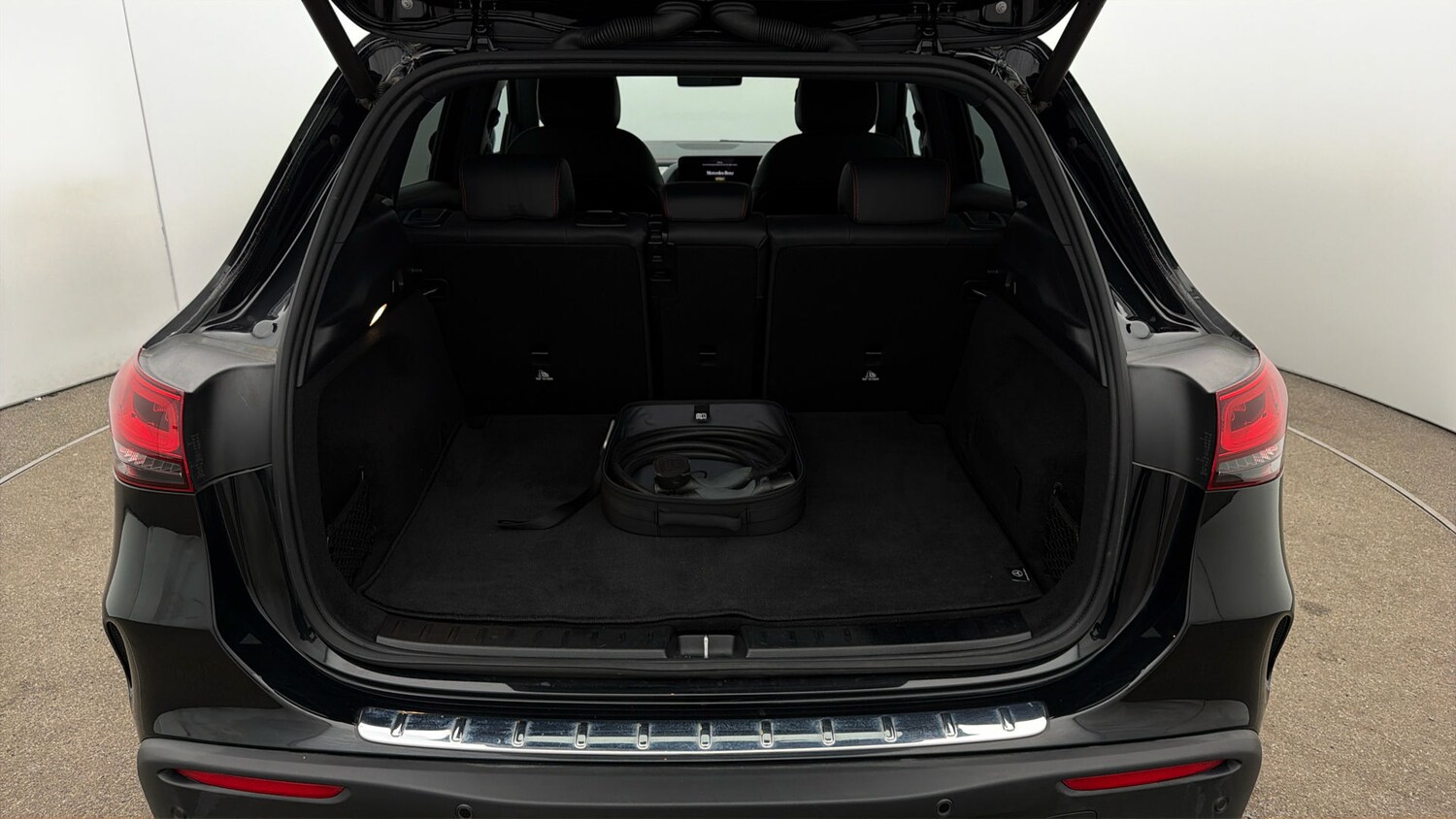 Used Mercedes-Benz EQA 2023 for sale - 77947233: Photo 16