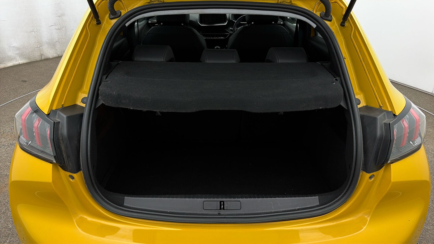 Used Peugeot 208 2020 for sale - 78123509: Photo 16