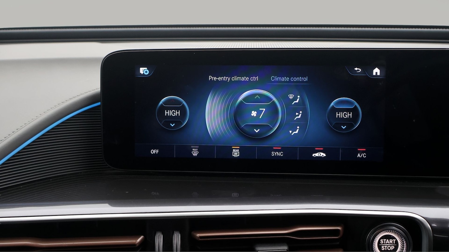 Used Mercedes-Benz EQC 2023 for sale - 77420108: Photo 12