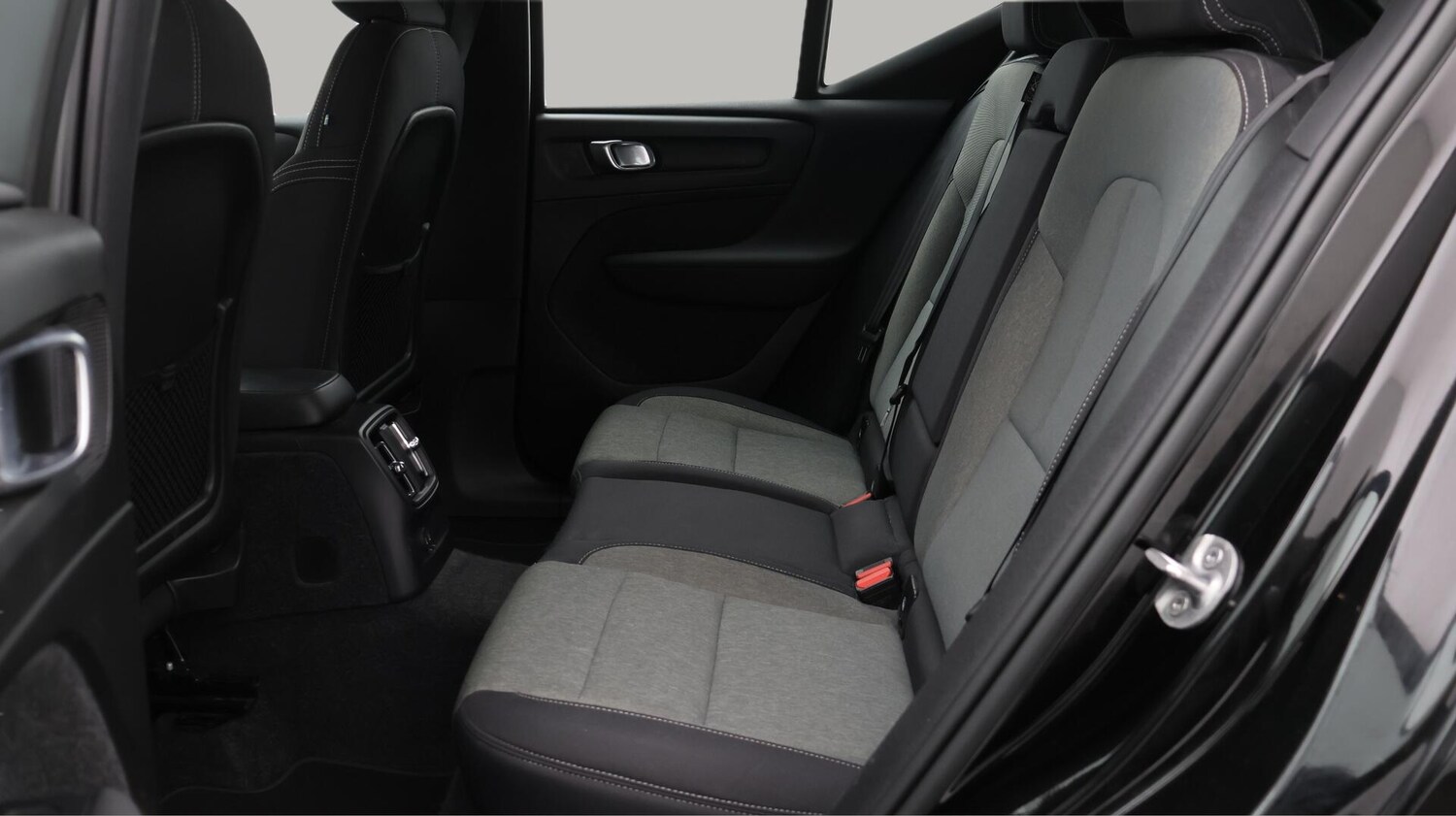 Used Volvo XC40 2022 for sale - 76781240: Photo 17