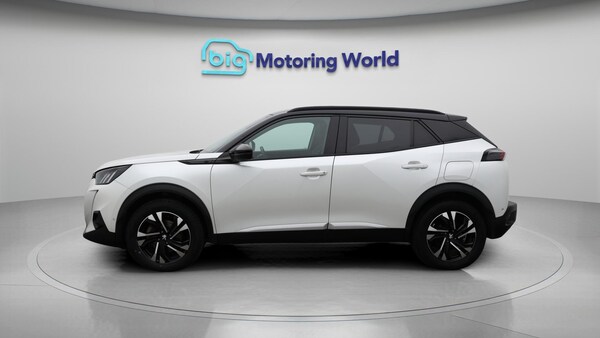 Used Peugeot E-2008 2021 for sale - 76152779: Photo 4