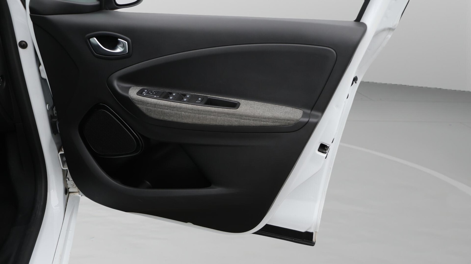 Used Renault Zoe 2020 for sale - 76607116: Photo 16