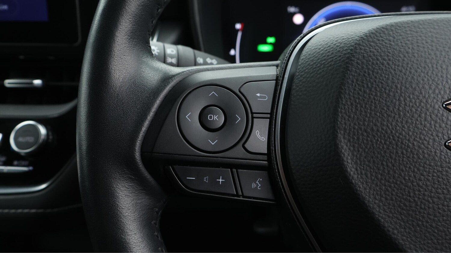 Used Suzuki Swace 2023 for sale - 76423787: Photo 26