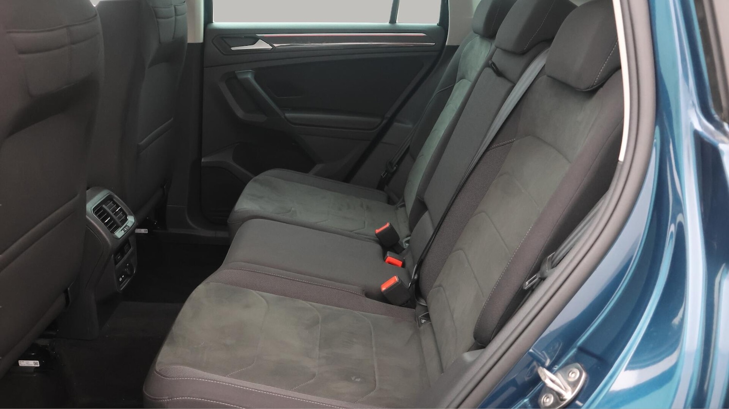 Used Volkswagen Tiguan 2021 for sale - 76572342: Photo 17