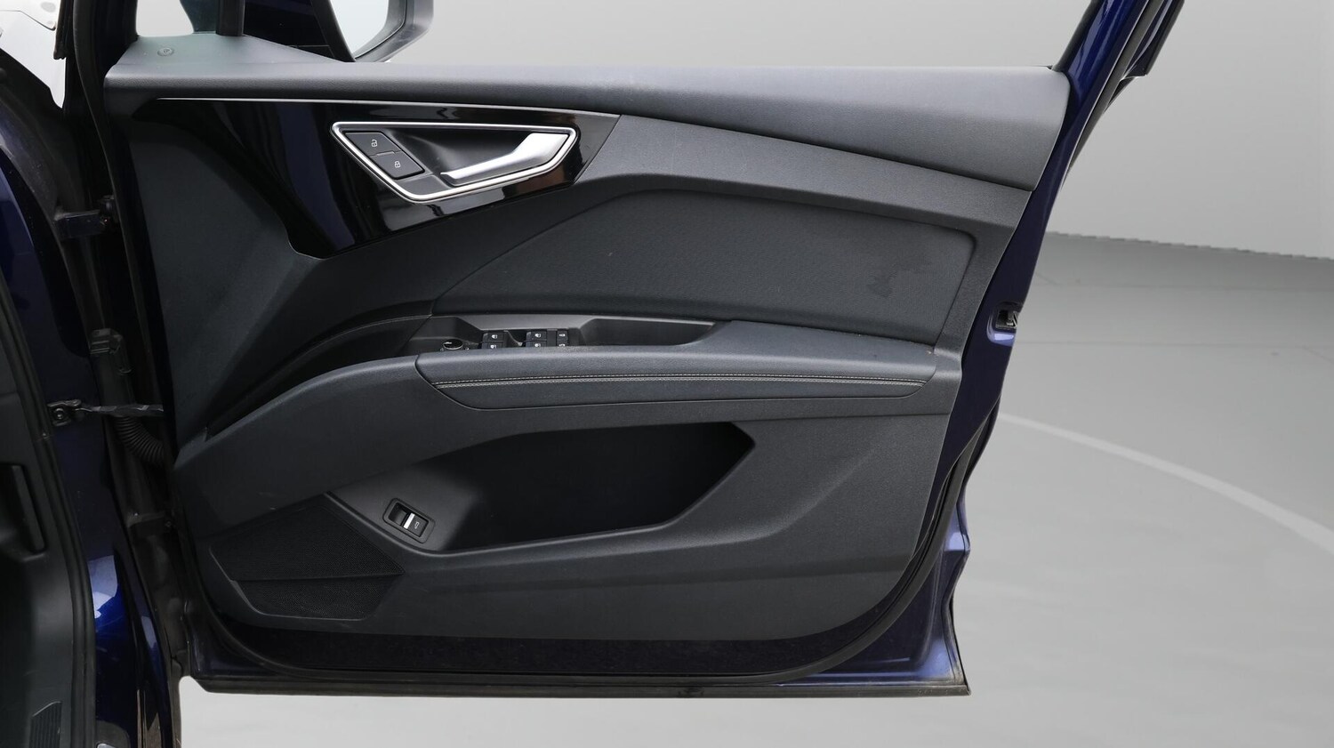 Used Audi Q4 e-tron 2021 for sale - 75990535: Photo 23