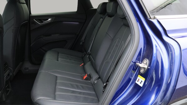 Used Audi Q4 e-tron 2021 for sale - 75990535: Photo 25