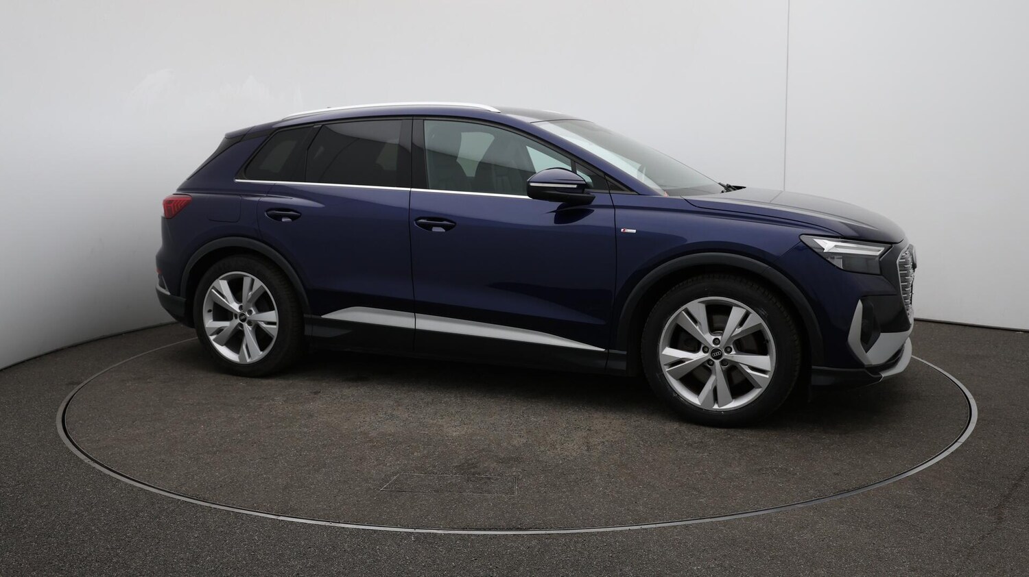 Used Audi Q4 e-tron 2021 for sale - 75990535: Photo 32