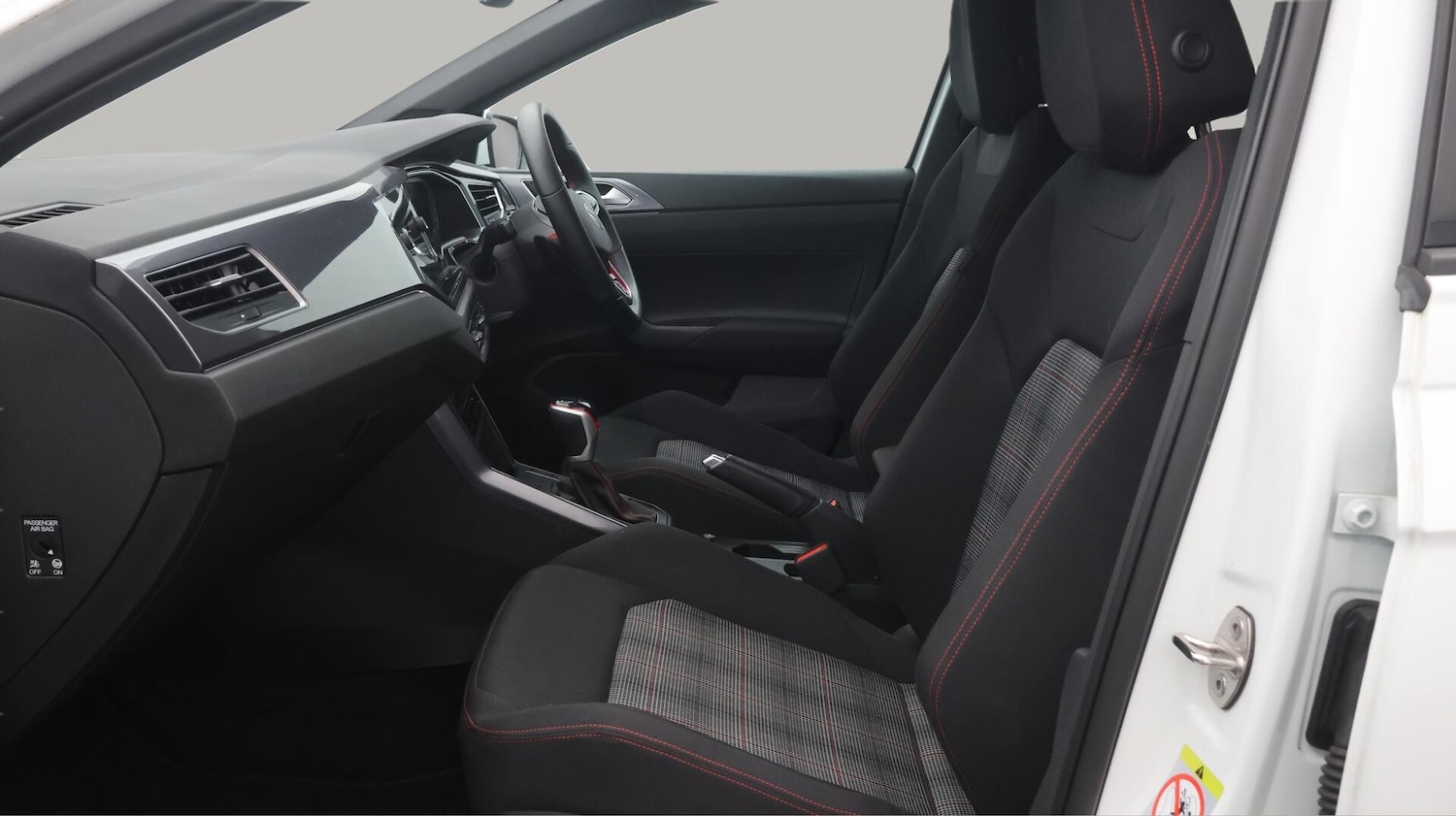 Used Volkswagen Polo 2023 for sale - 76714722: Photo 15