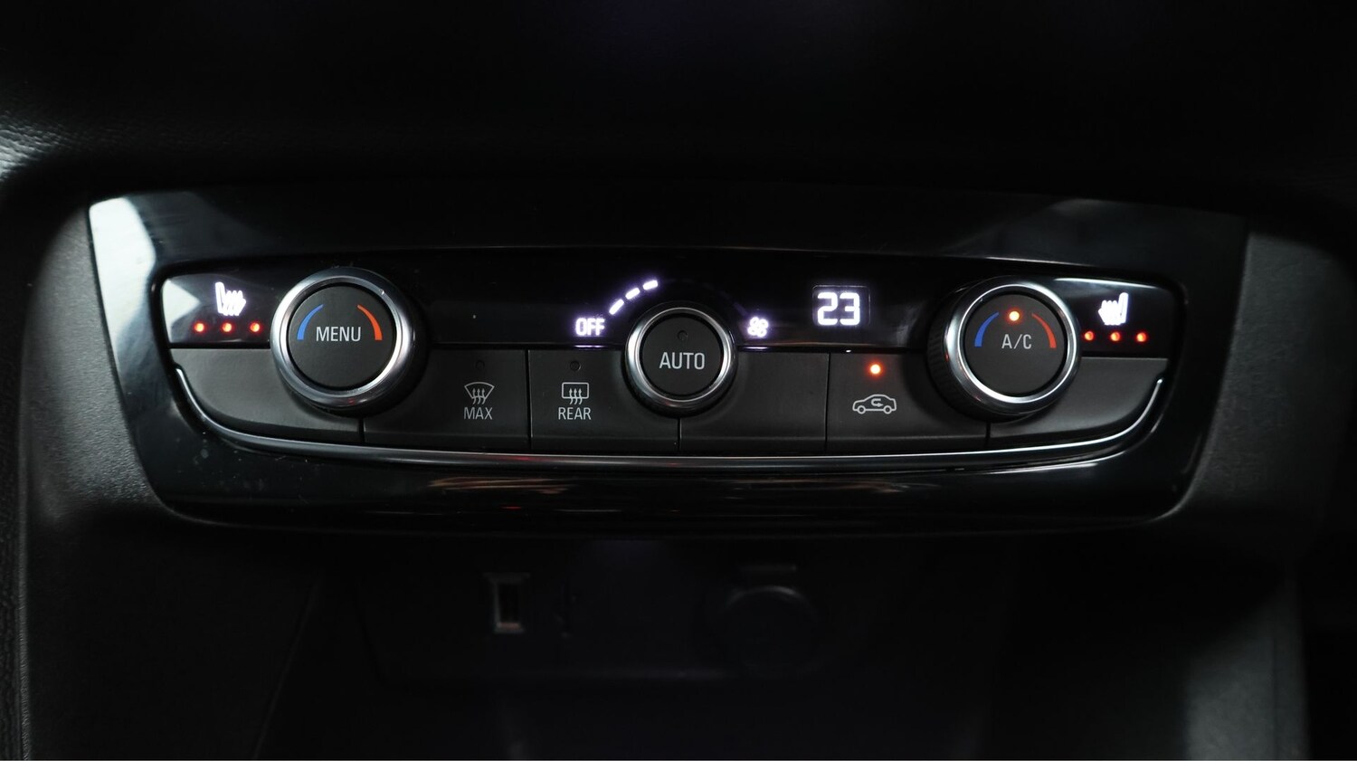 Used Vauxhall Corsa for sale - 77271177: Photo 12