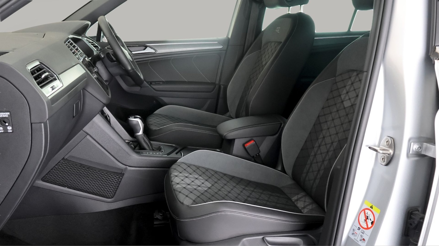 Used Volkswagen Tiguan 2024 for sale - 78070168: Photo 14