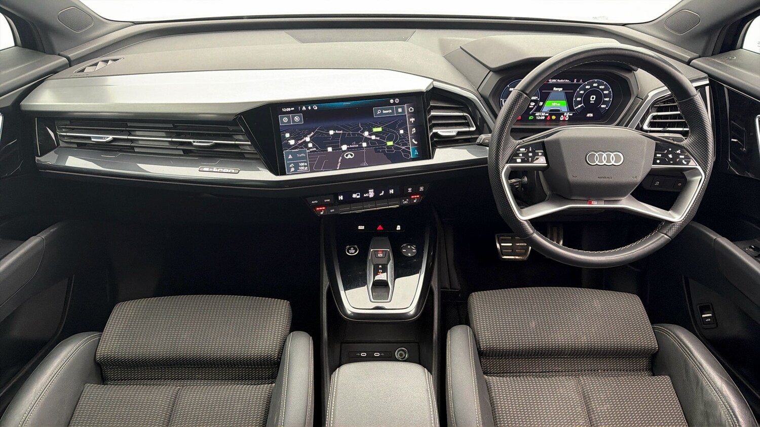 Used Audi Q4 e-tron 2023 for sale - 78011464: Photo 12