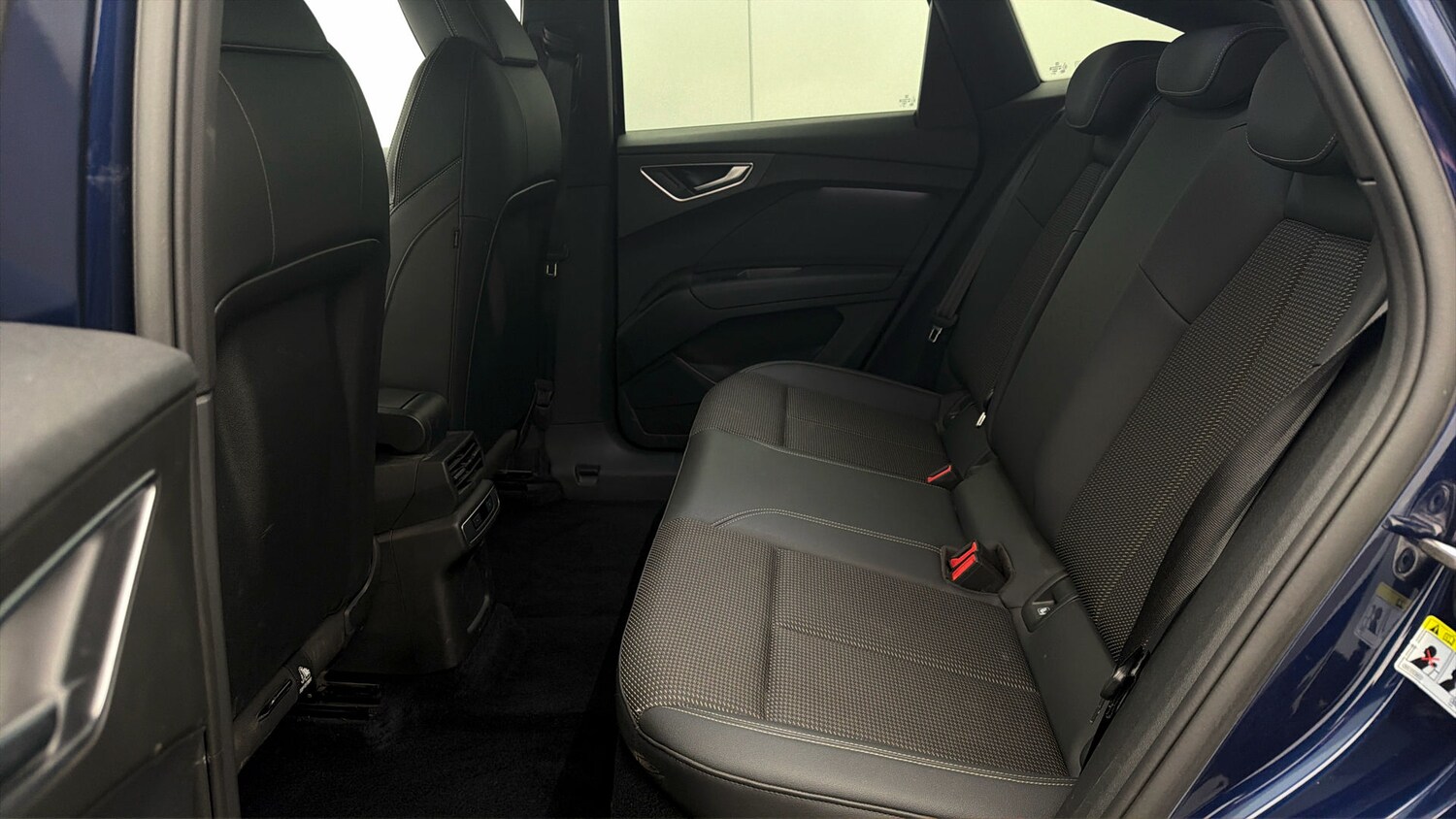 Used Audi Q4 e-tron 2023 for sale - 78011464: Photo 15