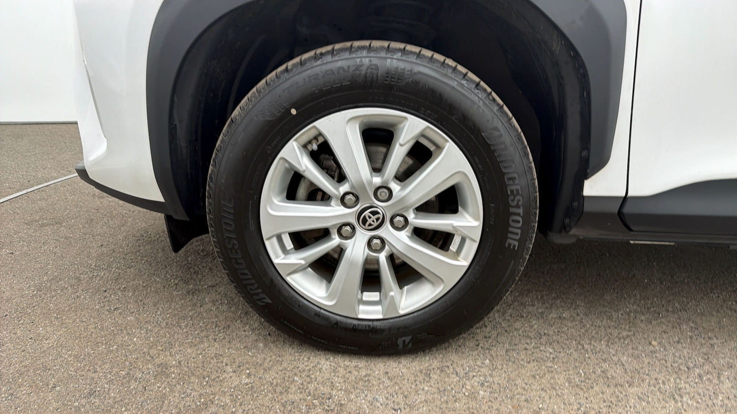 Used Toyota Yaris Cross 2024 for sale - 77906201: Photo 17