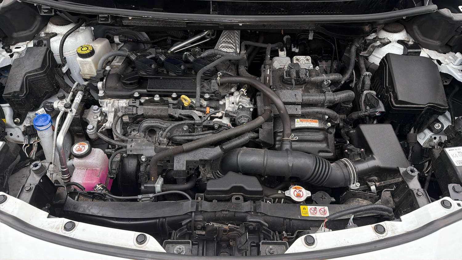 Used Toyota Yaris Cross 2024 for sale - 77906201: Photo 18