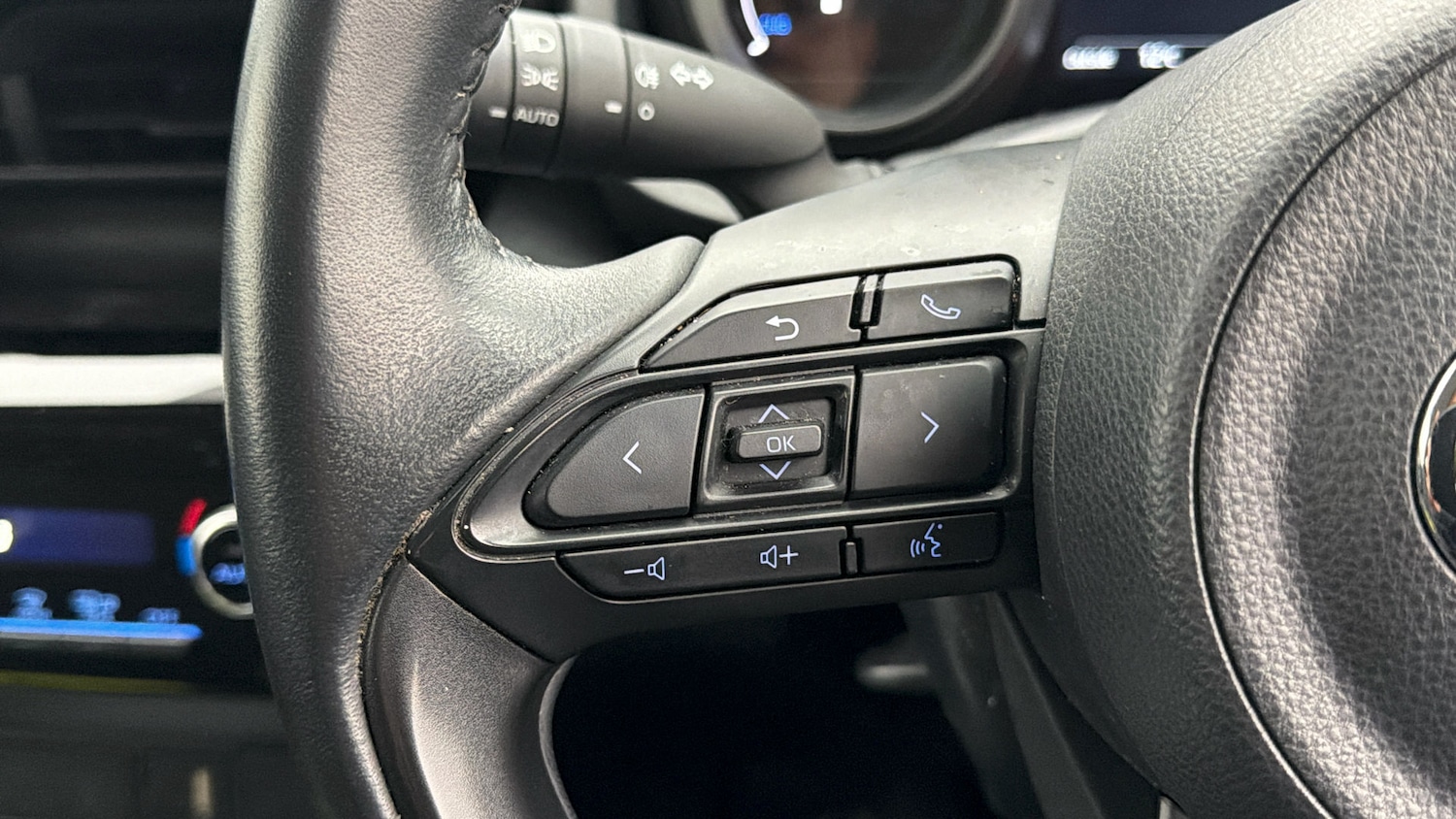 Used Toyota Yaris Cross 2024 for sale - 77906201: Photo 22