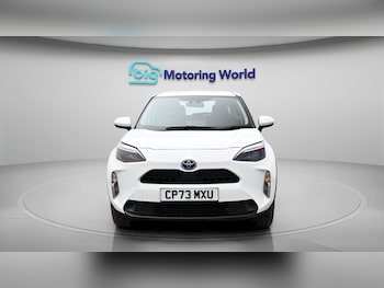 Used Toyota Yaris Cross 2024 for sale - 77906201: Photo