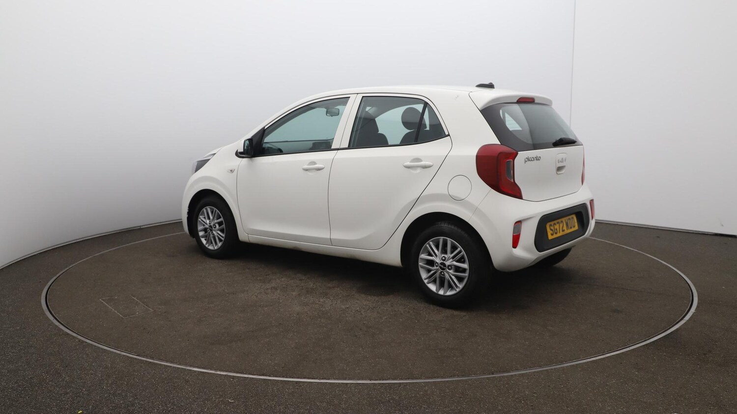 Vehicle 33