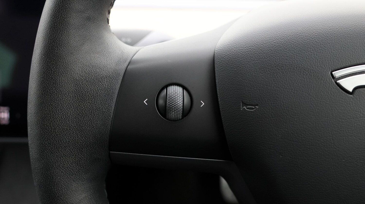 Used Tesla Model 3 2022 for sale - 77616928: Photo 23