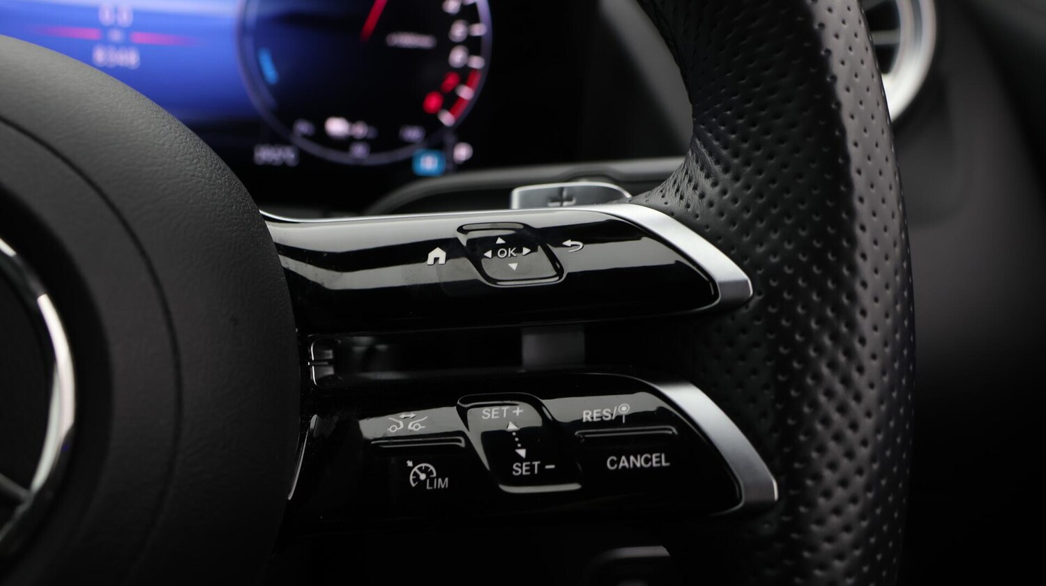 Used Mercedes-Benz GLA 2024 for sale - 76498571: Photo 24