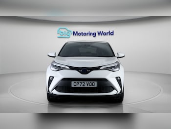 Used Toyota C-HR 2023 for sale - 77675805: Photo