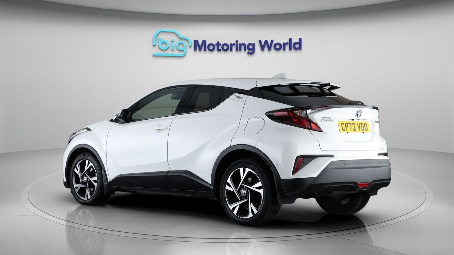 Used Toyota C-HR 2023 for sale - 77675805: Photo 5