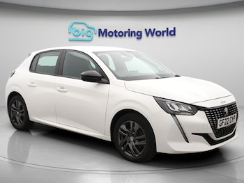 Peugeot - 208