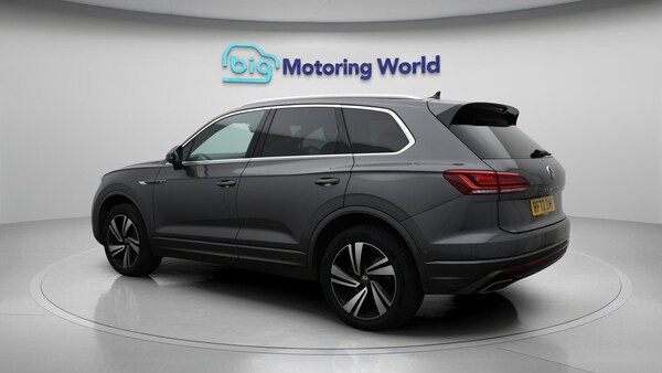 Used Volkswagen Touareg 2023 for sale - 76295795: Photo 6